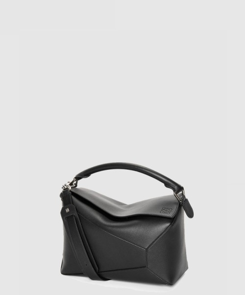 [LOEWE-로에베]퍼즐백 카프스킨 미듐