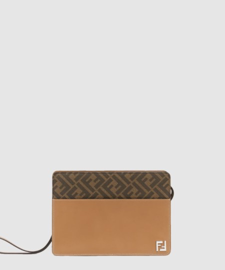 [FENDI-펜디]스퀘어 FF 스탠딩 클러치 7N0145