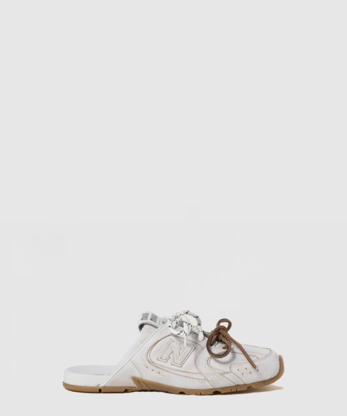 [MIUMIU-미우미우]가죽 뮐러 슈즈 5E333E