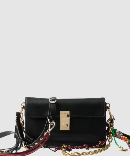 [PRADA-프라다]참이 달린 작은 프라다 소프트 사운드 가죽 숄더백 1BD379