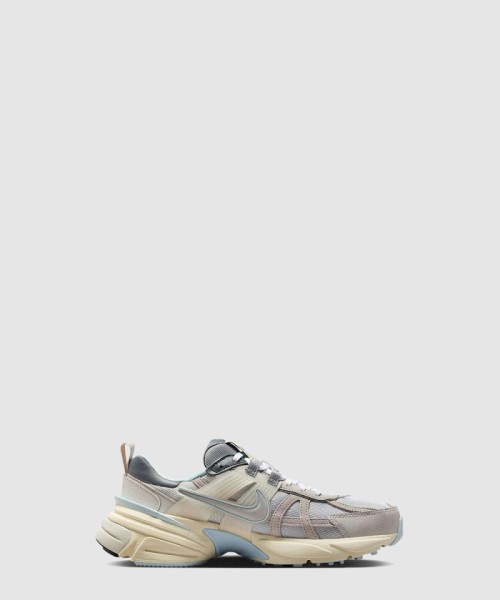 [NIKE-나이키]V2K 런 스니커즈 FZ3596