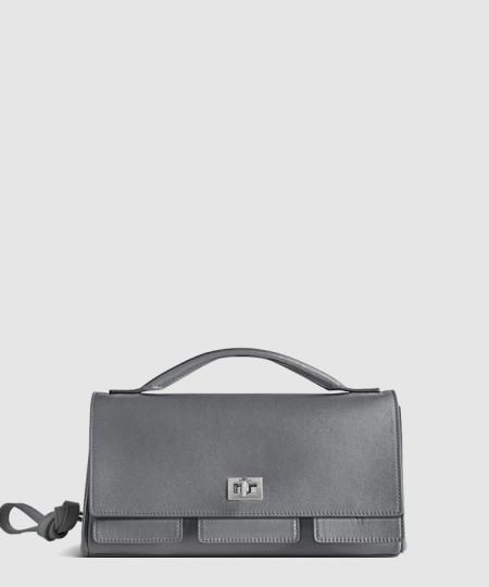 [BALENCIAGA-발렌시아가]벨 에어 스몰 클러치 온 스트랩 834943