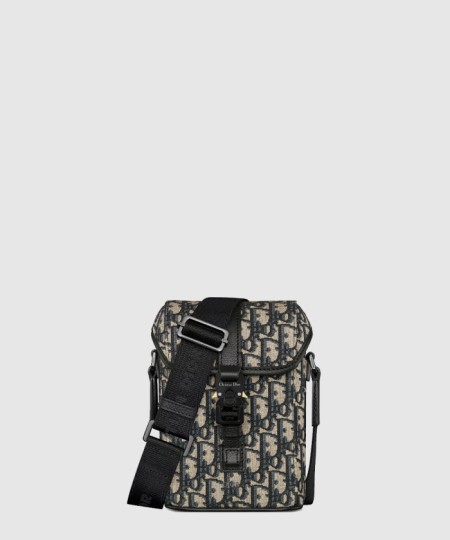 [DIOR-디올]Hit the Road 미니 플랩 버티컬 스트랩백 2HTCA