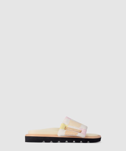 [LOUIS VUITTON-루이비통]풀 필로우 플랫 컴포트 샌들 1ACTWW