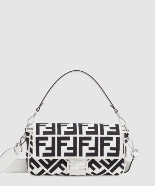 [FENDI-펜디]바게트백 미듐 8BR600